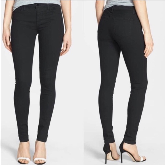 J Brand Denim - J Brand Photo Ready Stacked Skinny Black Mid Rise Size 25